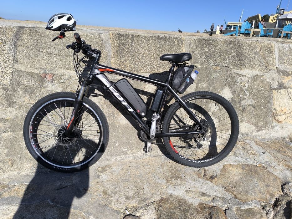 Bicicleta elétrica Scott