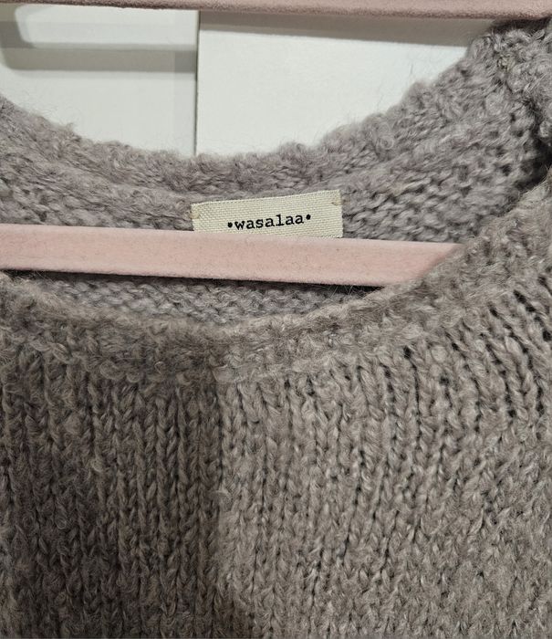 Beżowy sweter Wasalaa Alpaka Suri