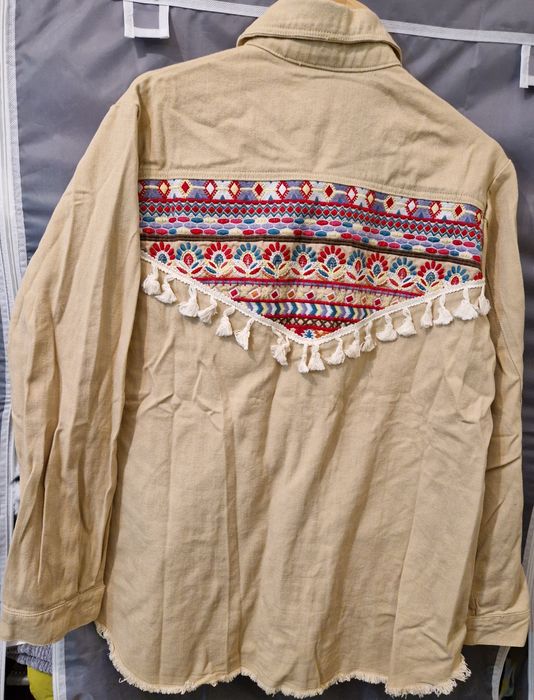 Vendo casaco novo com etiqueta