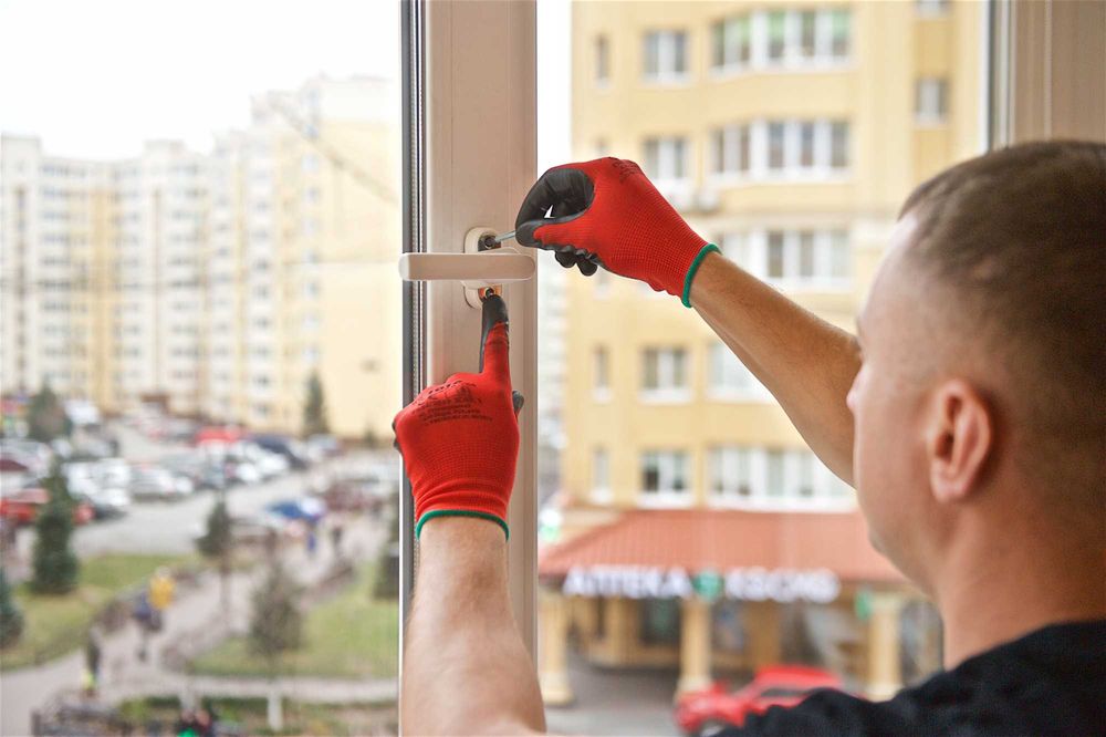 Ремонт вікон. Регулювання (Регулировка окон). Ремонт окна и дверей.