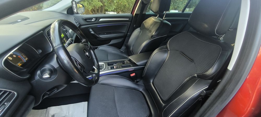 Renault Megane Bose edition  EDC