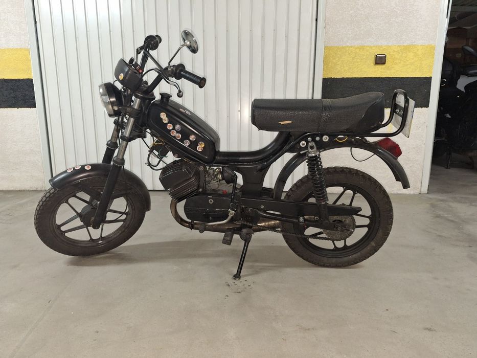 Casal boss com motor zundapp