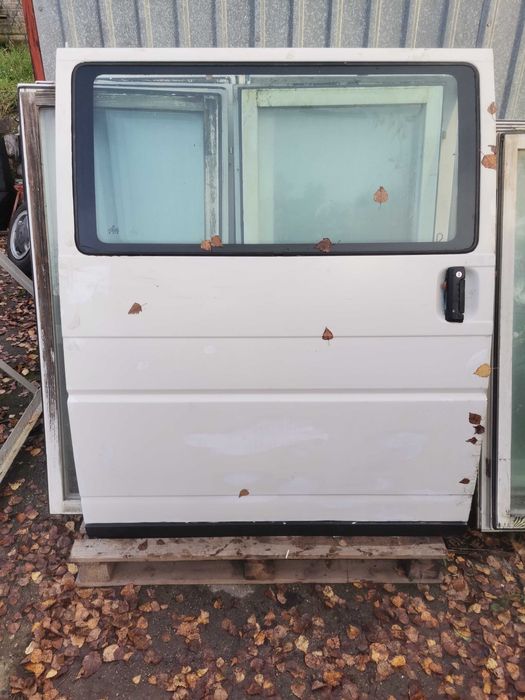 Drzwi boczne T4, 650zl