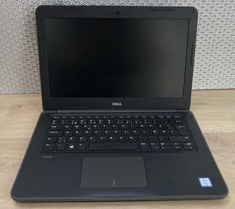 Dell Latitude 3380 i5-7200U laptop