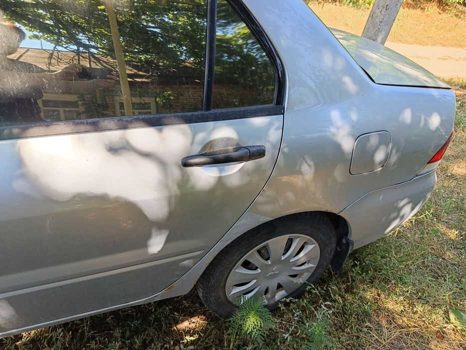 Mitsubishi Lancer  1.6 бензин, механіка