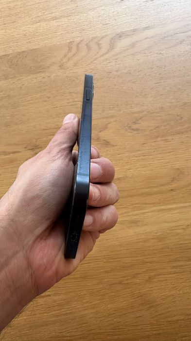 iPhone 12 black 128gb