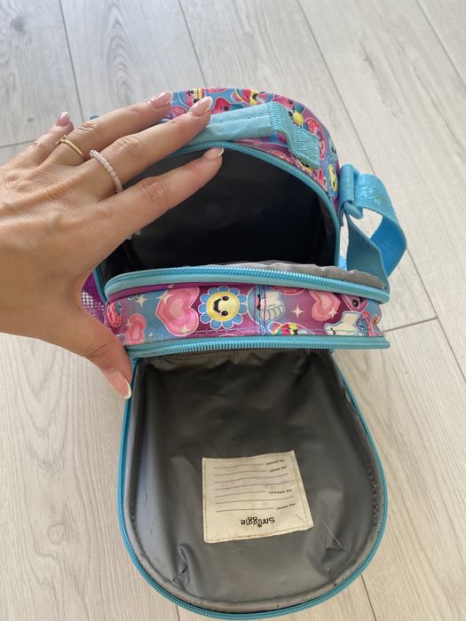 Smiggle lunch box śniadaniówka do szkoły