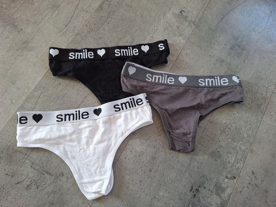 3 pary majtek szachownica rozm. M stringi