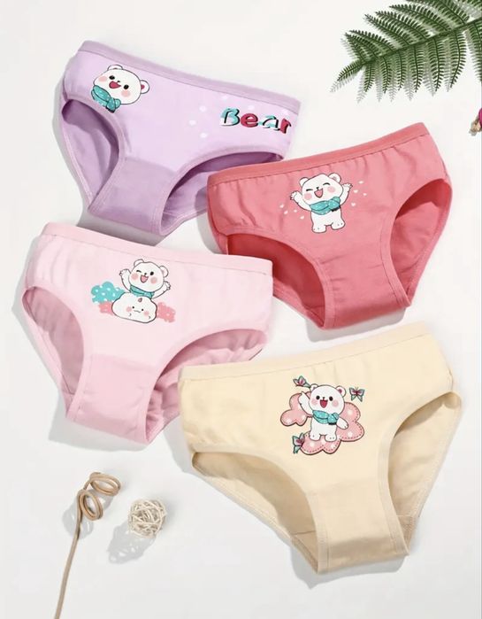 Новый набор трусиков на девочку 5-6 лет