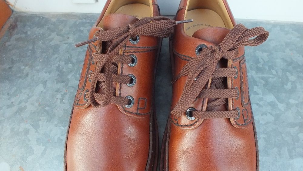 Super półbuty męskie skóra marki Clarks w roz 41 (7G)