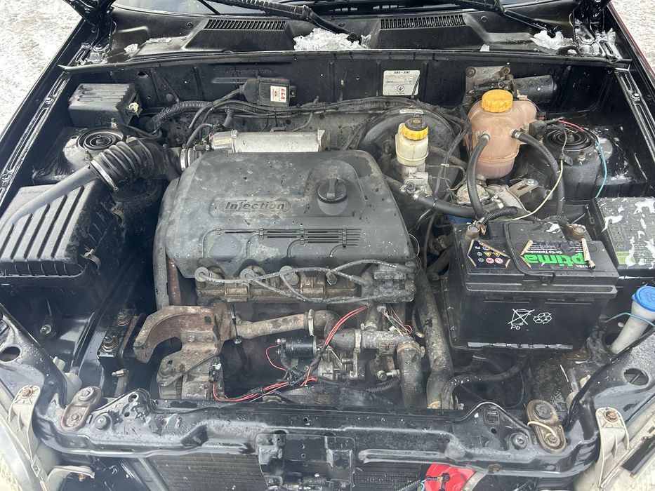 Продам машину на полном боевом ходу