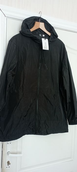 Вітровка жіноча 56-58.