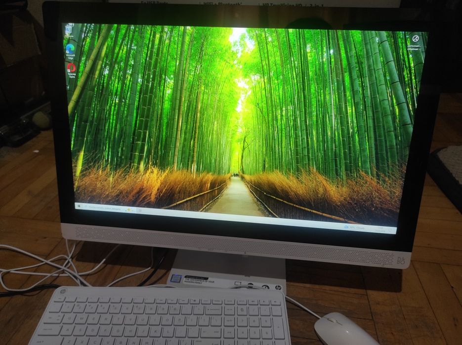 Продам hp Pavillion Touch All-in-one PC-23,8