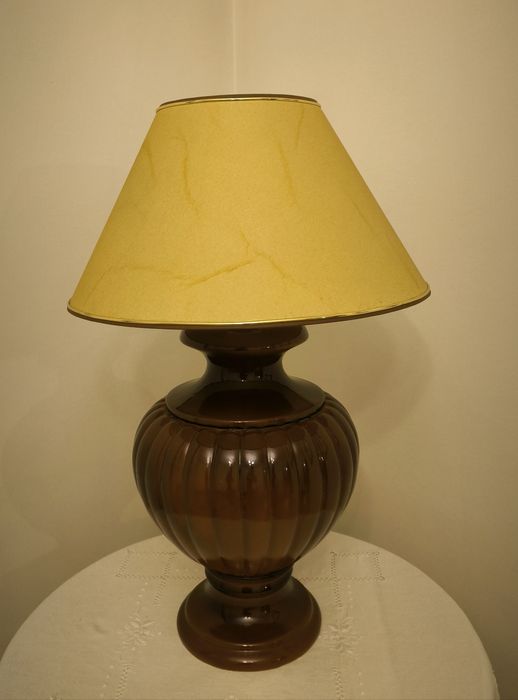 Large Lamp427809491166832640