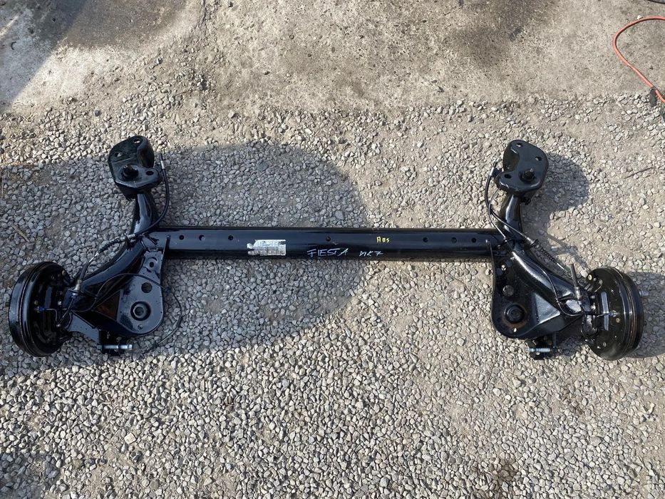 Belka zawieszenia ABS  Ford Fiesta MK7 OE Italia