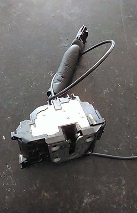 Fechadura / fecho porta frente direito RENAULT Megane III Coupé (DZ0/1