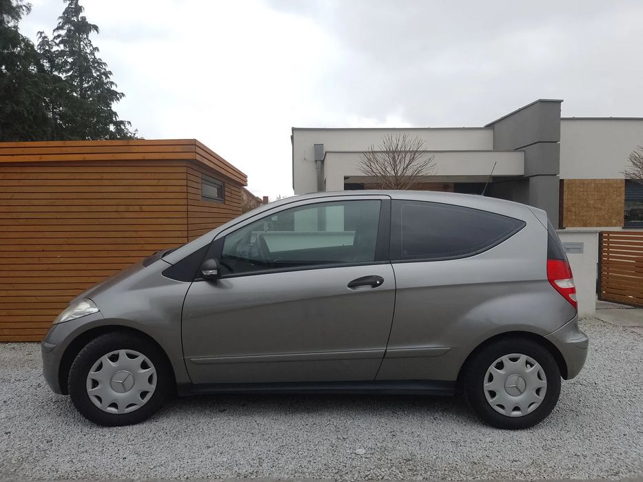 Mercedes-Benz Klasa A • Beżowo-złoty metalik • Grzane fotele • 129 tys. km • Komplet opon