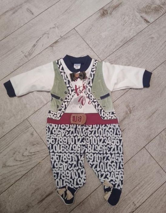 Человечек костюмчик Jikko 0-3