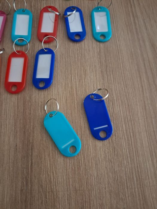 Identyfikator, zawieszka , brelok do kluczy - 15 sztuk