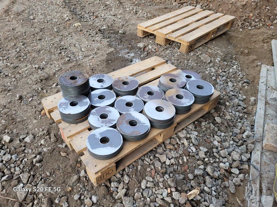 Wypałka Fi 210x58 #15 S235JR+N 548szt.