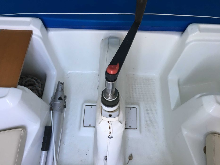Veleiro Beneteau First 210