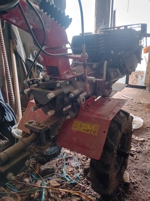 Motoenxada 7cv 210cc