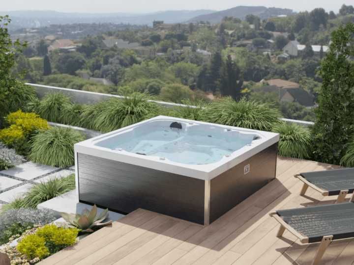 JACUZZI Wanna ogrodowa z hydromasażem Infinitas SE300 GERMANY - 13490€
