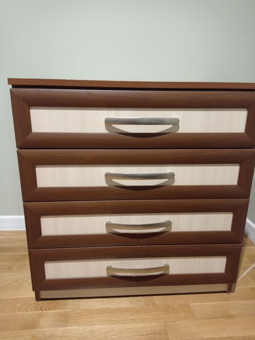 Комод на 4 шуфлядки