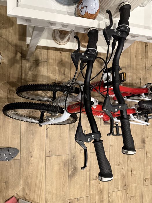 Rower Woom 4 czerwony 20' bardzo dobry stan