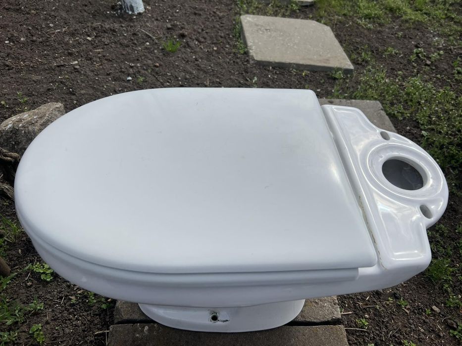 Продам Унитаз компакт