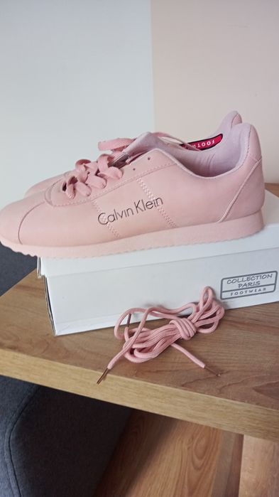 Adidasy pudrowy róż