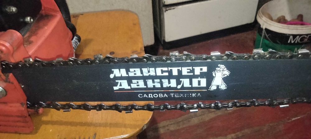 Продам бензопилу