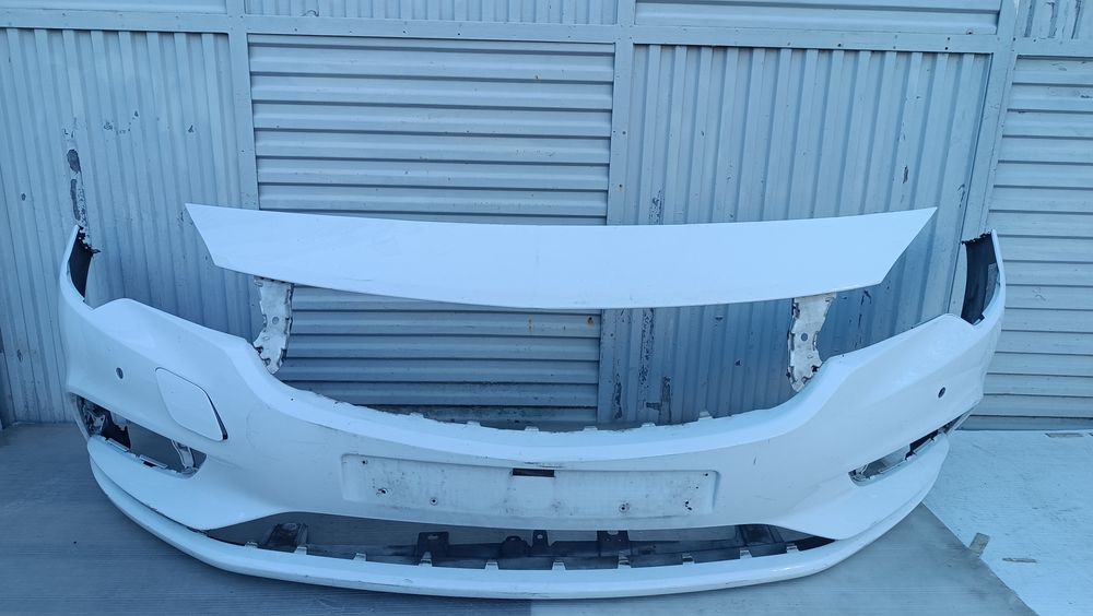 Vendo parachoque de frente Opel Astra K ano 2015/21