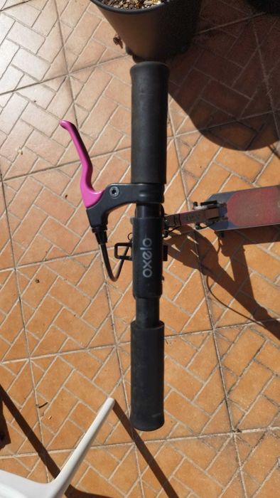 Trotinete Oxelo Criança (1,45m - 1,85m) dobrável, c/travão e descanso