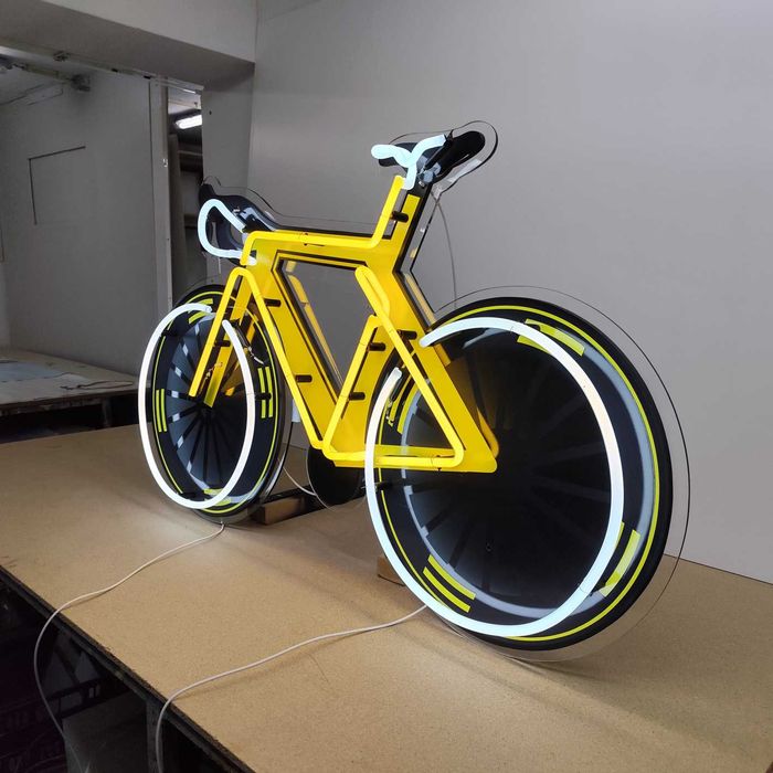 Bicicleta iluminação néon