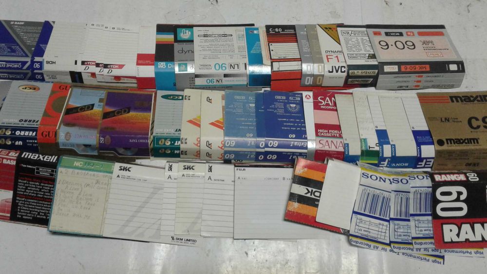 Полиграфия вкладыш аудиокассет