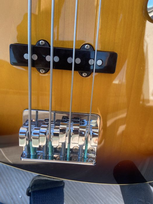 Baixo Fender Jazz Bass Aerodine Special made in Japan