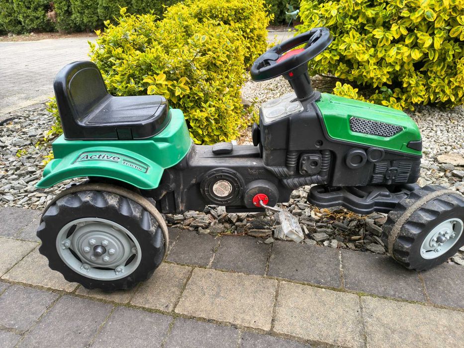 Traktorek dla dziecka na pedały
