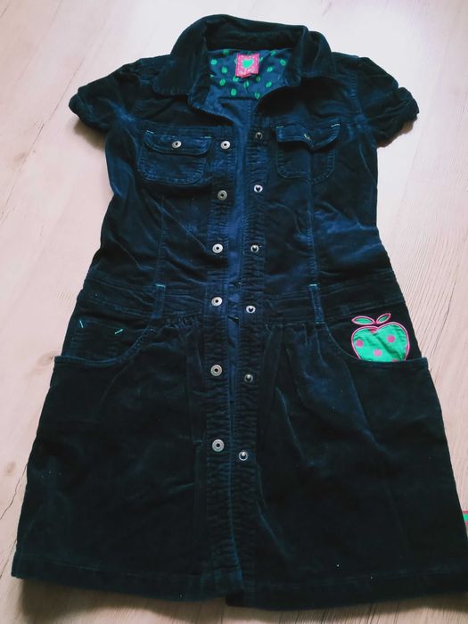 Sukienka czarna rozm 122