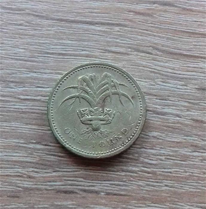 Монета 1 фунт 1985 р. Єлизавета