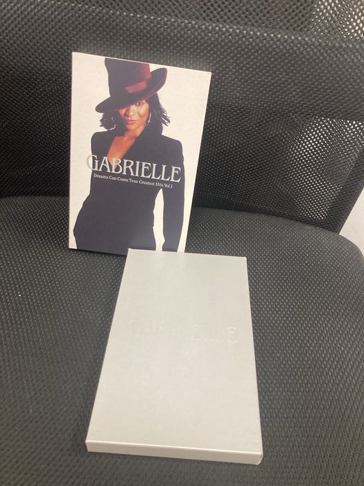 DVDs e CDs, Madonna "The Immaculate Collection"