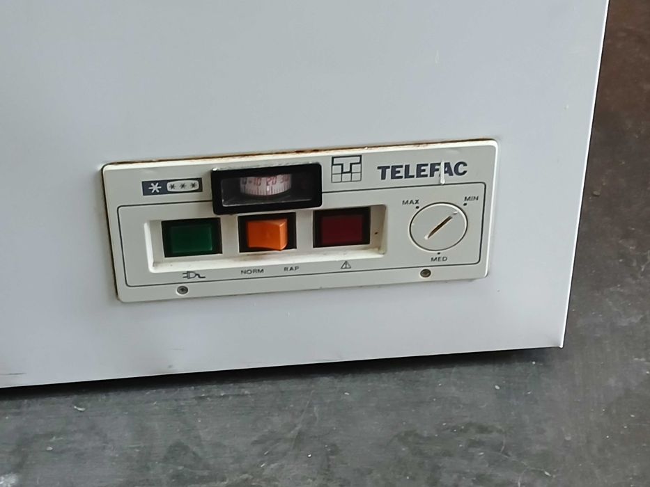 Arca congeladora Telefac pagamento só em dinheiro