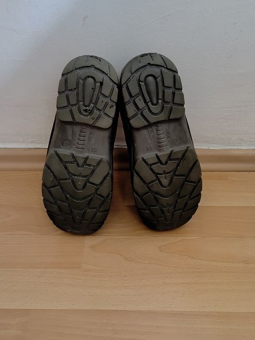 Buty robocze ochronne rozmiar 40  czarno-niebieskie