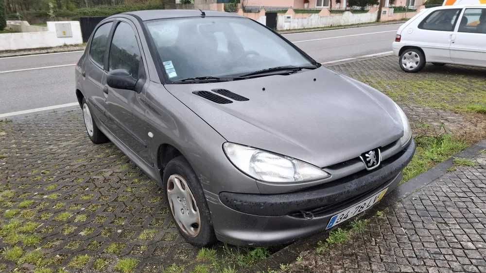 Peugeot 206 poucos Km