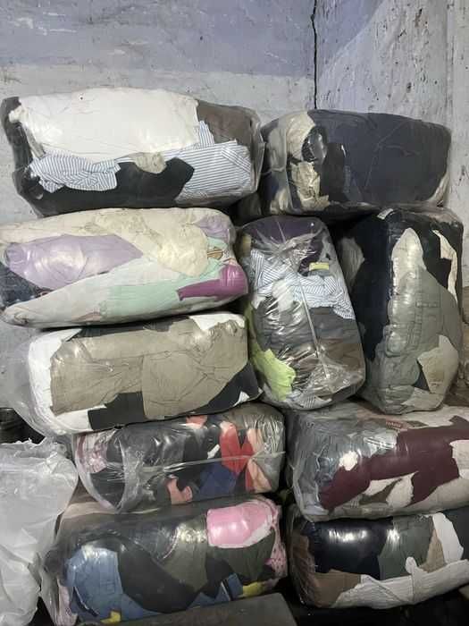 Одяг на вагу халява розпродаж