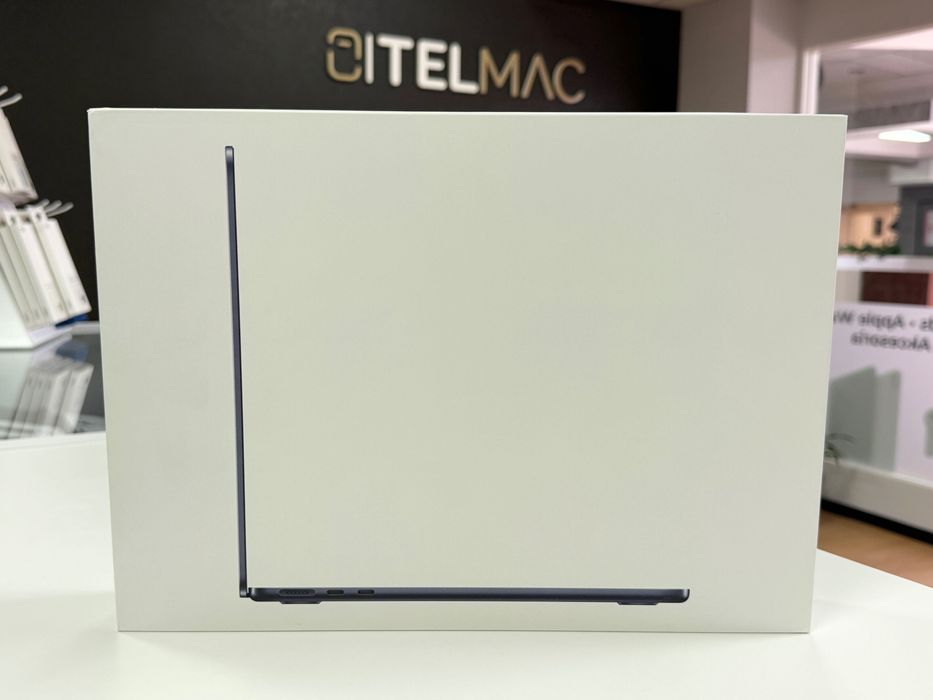 MacBook Air 13.6 M4 2025 • 16 GB 256 GB Midnight • Gwarancja • Raty 0%