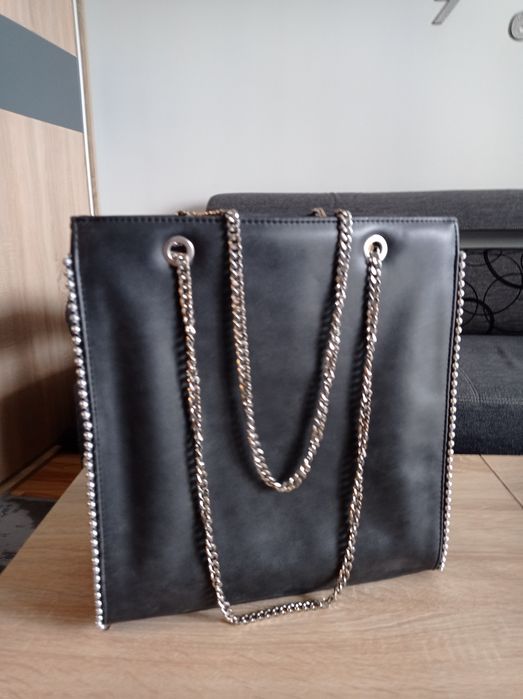 Torebka z łańcuszkami Cropp