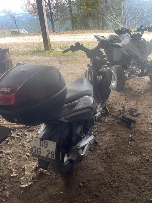 Vendo ou completa ou para peças