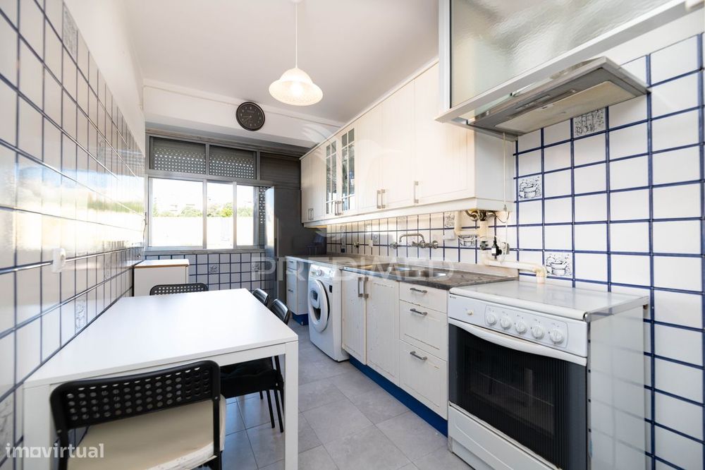 Apartamento T3 no Centro de Alverca do Ribatejo — Alverca Do Ribatejo E Sobralinho, Lisboa