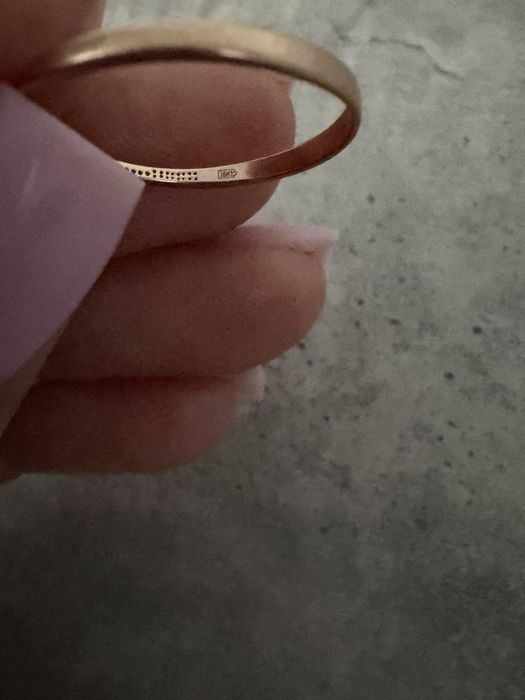Продам золотое кольцо